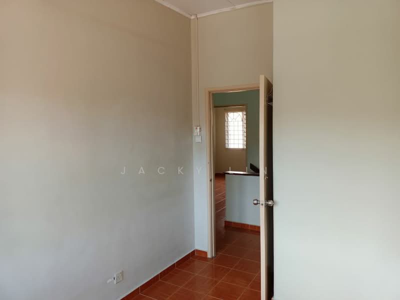 Usj 22 untuk Untuk Dijual - RM 735,000, Mac 2026 - Interior - PropertyGuru.com.my