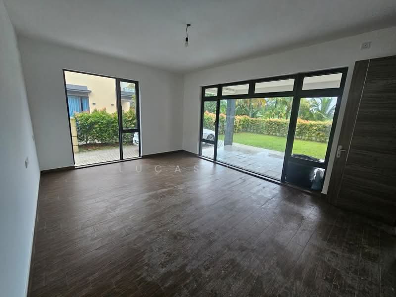 Cluster House for Sale in Iskandar Puteri (Nusajaya) (Johor) - Lucas Lee - Living Room - PropertyGuru.com.my