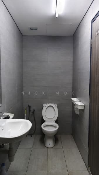 The New Duo @ Edumetro untuk Untuk Disewa - RM 2,500 /bulan, Mac 2026 - Bathroom - PropertyGuru.com.my