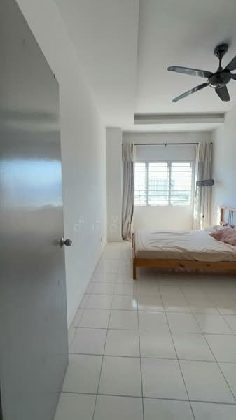 Kondominium untuk Disewa di Casa Idaman - Alvin Chong - Bedroom - PropertyGuru.com.my
