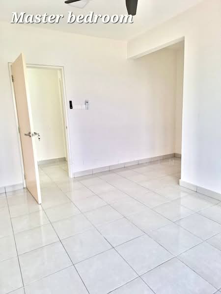 Aspire Residence untuk Untuk Disewa - RM 1,800 /bulan, Mac 2026 - Master Bedroom - PropertyGuru.com.my