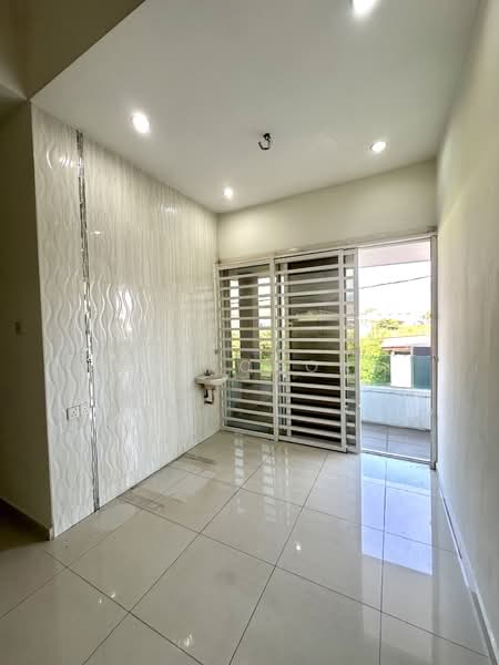 Semi-Detached House for Sale in Taman Menglembu Timur (Menglembu) - Levi Chong - PropertyGuru.com.my