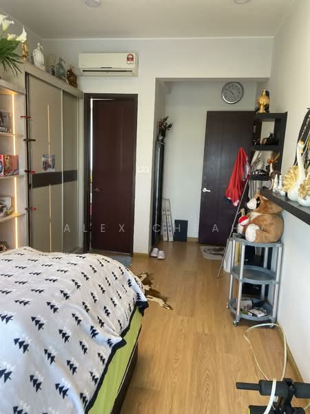 Condominium for Sale at Royal Strand @ Country Garden Danga Bay - Alex Cheah - Bedroom - PropertyGuru.com.my