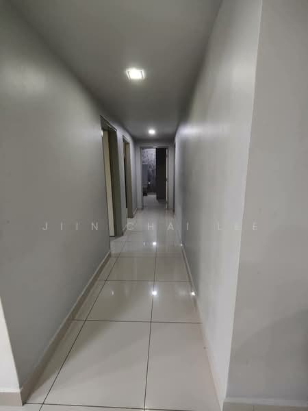 Idaman Residence untuk Untuk Dijual - RM 418,000, Mac 2026 - Corridor - PropertyGuru.com.my