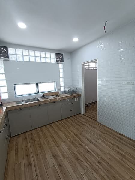 Sunway SPK Damansara untuk Untuk Dijual - RM 2,800,000, Mac 2026 - Kitchen - PropertyGuru.com.my