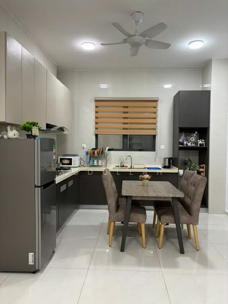 For Sale - Bay Point @ Country Garden Danga Bay