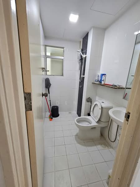 Plaza Menjalara untuk Untuk Disewa - RM 1,800 /bulan, Mac 2026 - Bathroom - PropertyGuru.com.my