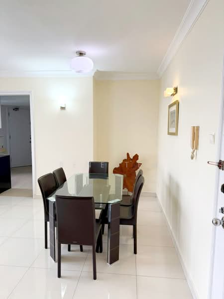 The Straits View Condominium untuk Untuk Disewa - RM 3,200 /bulan, Mac 2026 - Dining Room - PropertyGuru.com.my