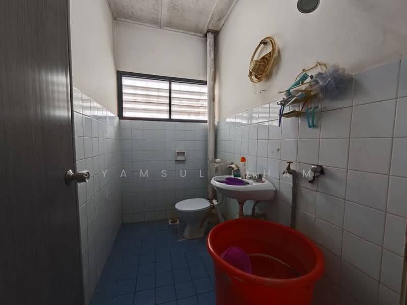 2-storey Terraced House for Sale in Ampang (Kuala Lumpur) - Syamsul Ilham - Bathroom - PropertyGuru.com.my