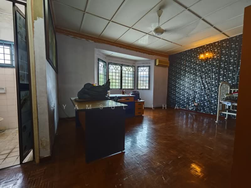 2-storey Terraced House for Sale in Ampang (Kuala Lumpur) - Syamsul Ilham - Study - PropertyGuru.com.my