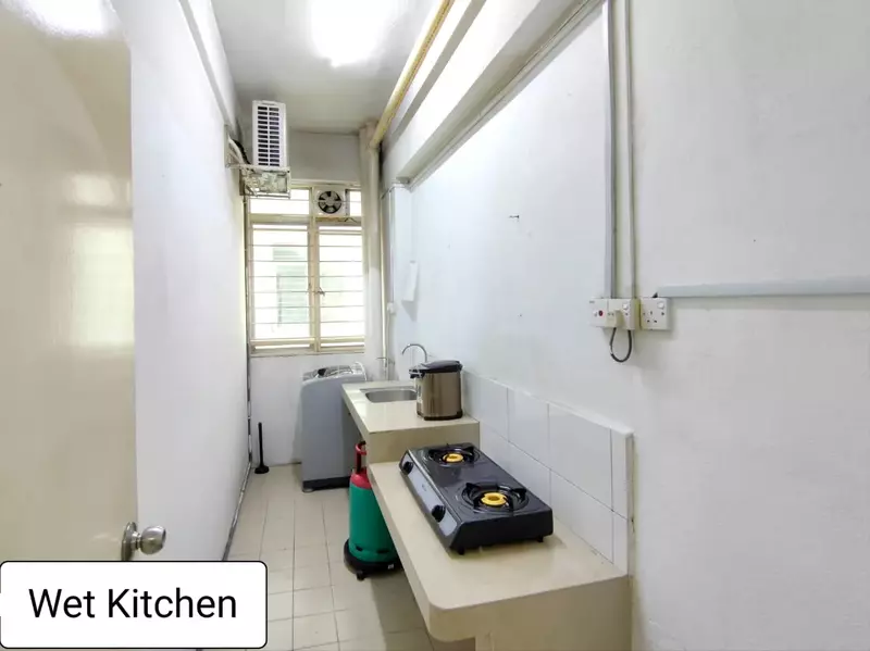 Plaza Menjalara untuk Untuk Disewa - RM 1,800 /bulan, Mac 2026 - Kitchen - PropertyGuru.com.my