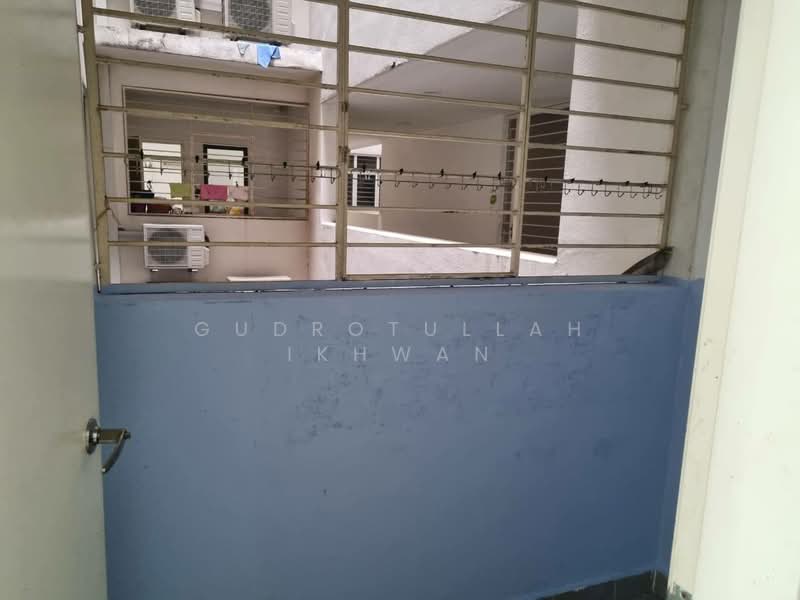 Service Residence for Rent at Zeva @ Equine South - Gudrotullah Ikhwan - Balcony - PropertyGuru.com.my