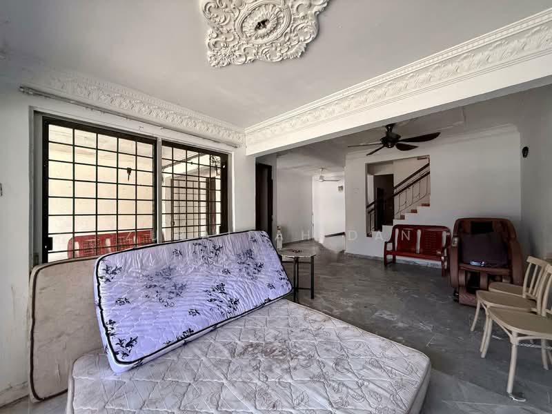 2-storey Terraced House for Sale in Saujana Impian (Kajang) - Zuraidah Dan - Living Room - PropertyGuru.com.my
