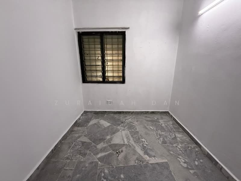 Rumah Teres 2 Tingkat untuk Dijual di Saujana Impian (Kajang) - Zuraidah Dan - Bedroom - PropertyGuru.com.my