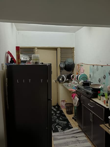 Apartment for Rent at Apartment Bayu - Lit Ting Hon - Kitchen - PropertyGuru.com.my