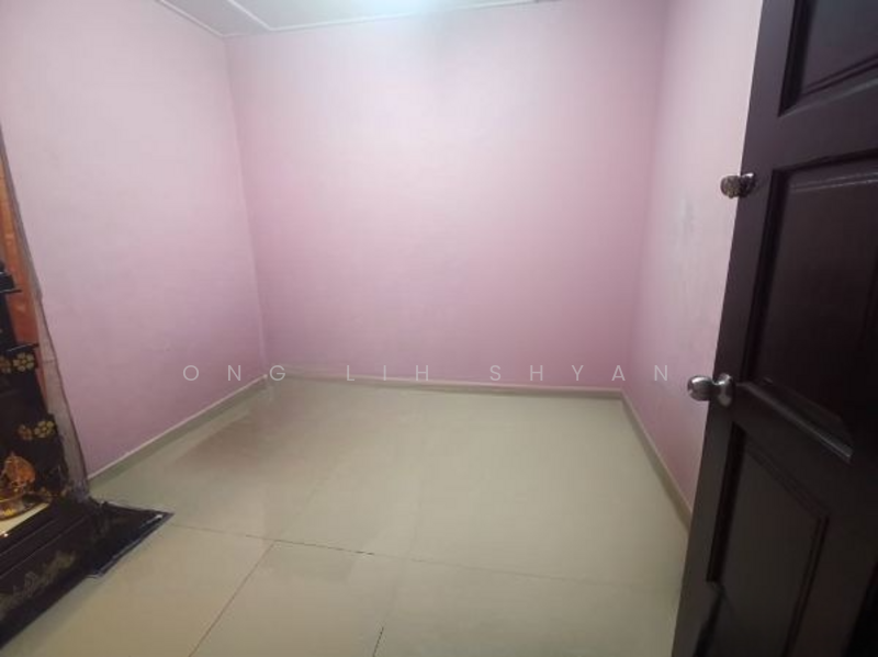 Flat Taman Ungku Tun Aminah untuk Untuk Dijual - RM 155,000, Mac 2026 - Interior - PropertyGuru.com.my