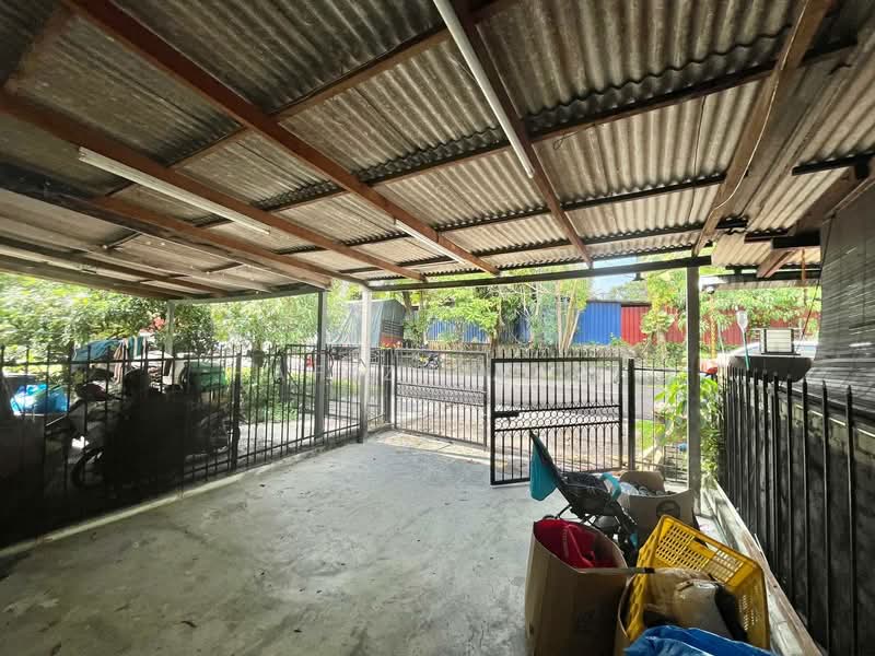 2-storey Terraced House for Sale in Ampang (Selangor) - Hafiz Tajri - Exterior - PropertyGuru.com.my