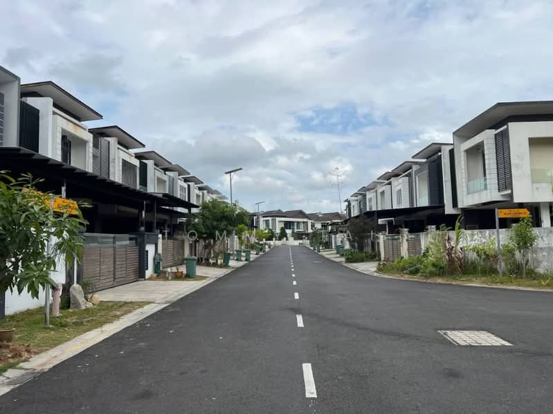 2-storey Terraced House for Sale in Bandar Seri Alam (Masai) - Tommy Tai - Exterior - PropertyGuru.com.my