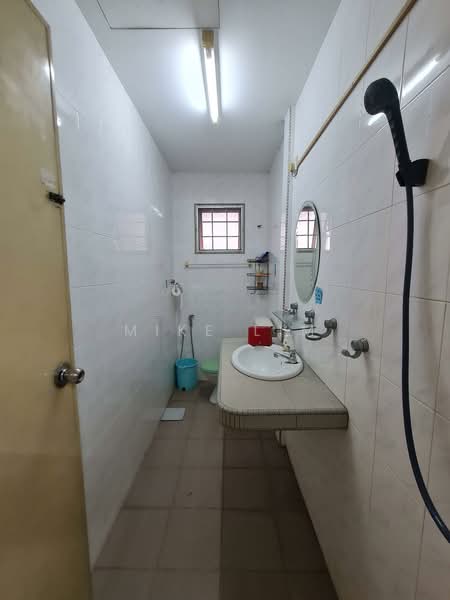 1-storey Terraced House for Sale in Taman Cheras Perdana (Cheras) - Mike Lim - Bathroom - PropertyGuru.com.my