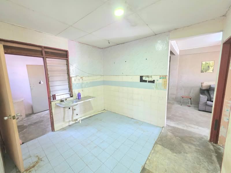 Flat PKNS Section 7 untuk Untuk Dijual - RM 145,000, Mac 2026 - PropertyGuru.com.my