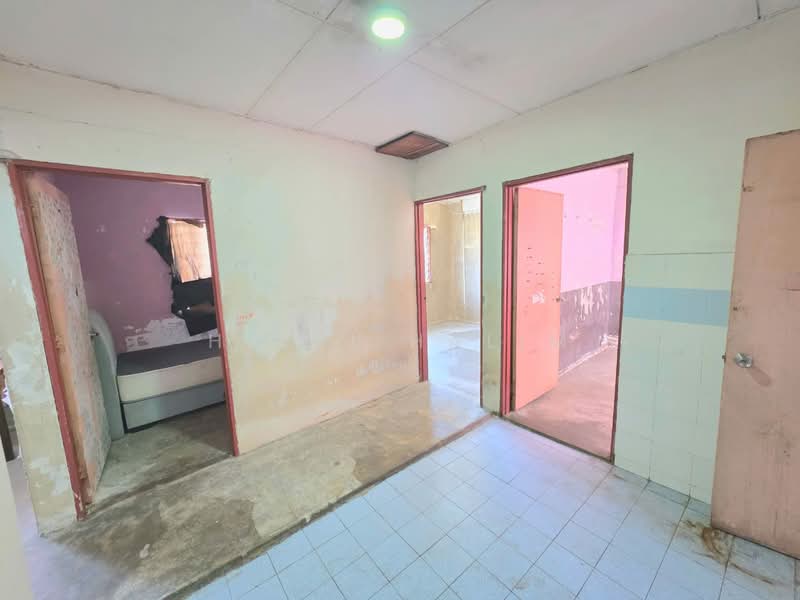 Flat PKNS Section 7 untuk Untuk Dijual - RM 145,000, Mac 2026 - PropertyGuru.com.my