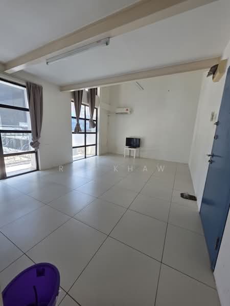Servis Apartment untuk Dijual di Colonial @ Empire City - Roy Khaw - Living Room - PropertyGuru.com.my
