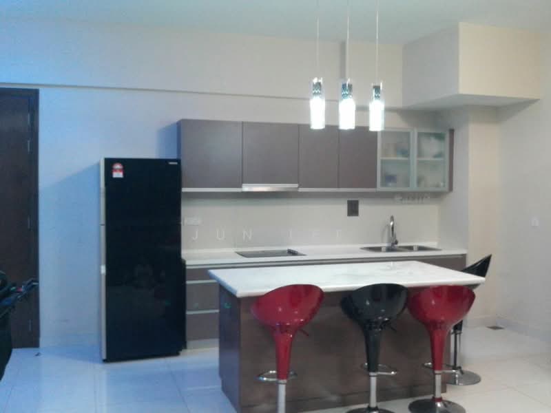 Regalia Residence untuk Untuk Dijual - RM 760,000, Mac 2026 - Kitchen - PropertyGuru.com.my