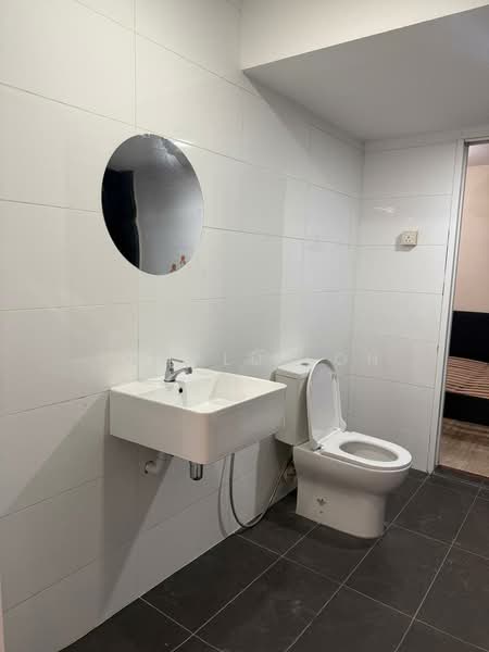 Service Residence for Rent at Halo Sunday @ Empire City - Ronald Loh - Bathroom - PropertyGuru.com.my