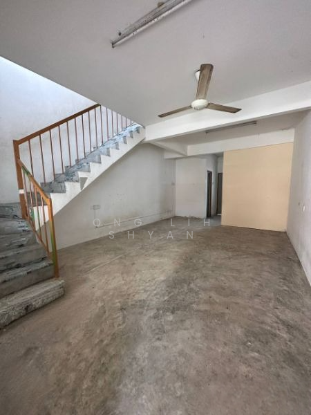 Pontian (Taman Seri Semerah) untuk Untuk Dijual - RM 238,000, Mac 2026 - Interior - PropertyGuru.com.my