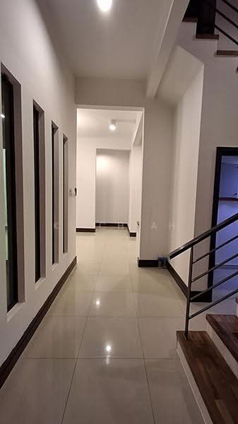 Semi-Detached House for Rent in Desa Sri Hartamas (Sri Hartamas) - KL Cheah - Walkway - PropertyGuru.com.my