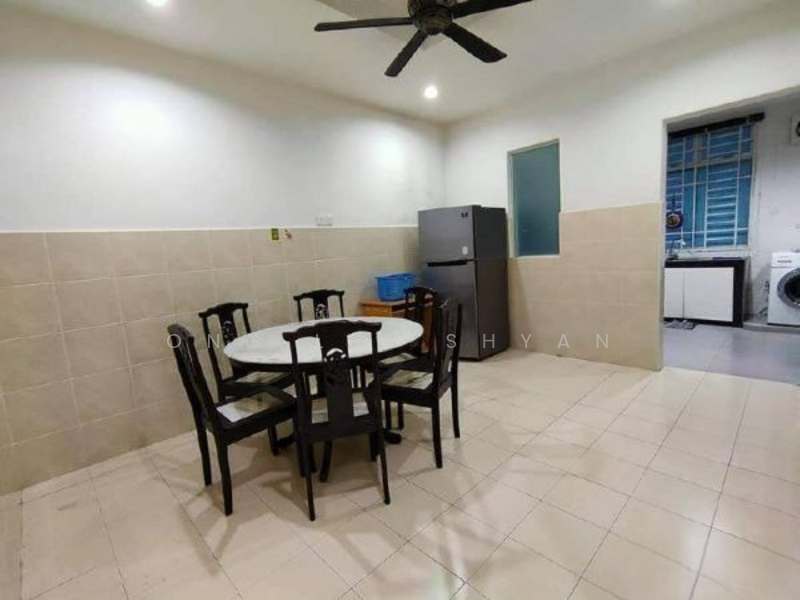 2-storey Terraced House for Sale in Taman Seri Orkid (Skudai) - Ong Lih Shyan - Kitchen - PropertyGuru.com.my