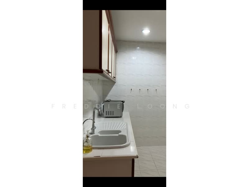 Menara Antara untuk Untuk Dijual - RM 680,000, Mac 2026 - Kitchen - PropertyGuru.com.my