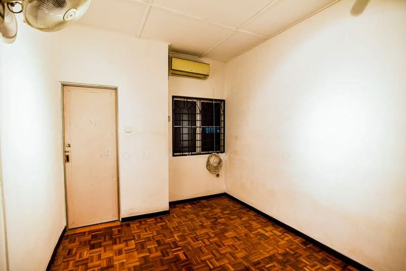 Taman Serdang Raya untuk Untuk Dijual - RM 680,000, Mac 2026 - Interior - PropertyGuru.com.my