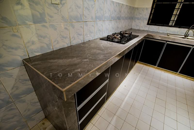 Taman Serdang Raya untuk Untuk Dijual - RM 680,000, Mac 2026 - Kitchen - PropertyGuru.com.my