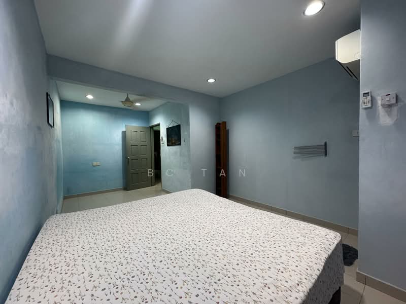 Bandar Menjalara untuk Untuk Disewa - RM 2,800 /bulan, Mac 2026 - Bedroom - PropertyGuru.com.my