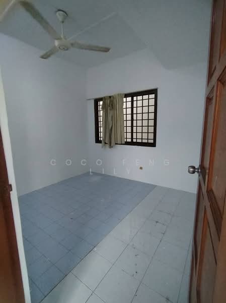Taman Johor Jaya, Jalan Teratai untuk Untuk Dijual - RM 558,000, Mac 2026 - Interior - PropertyGuru.com.my