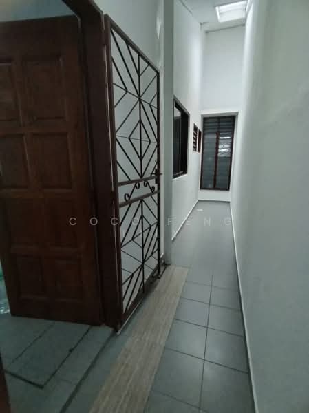 Taman Johor Jaya, Jalan Teratai untuk Untuk Dijual - RM 558,000, Mac 2026 - Corridor - PropertyGuru.com.my