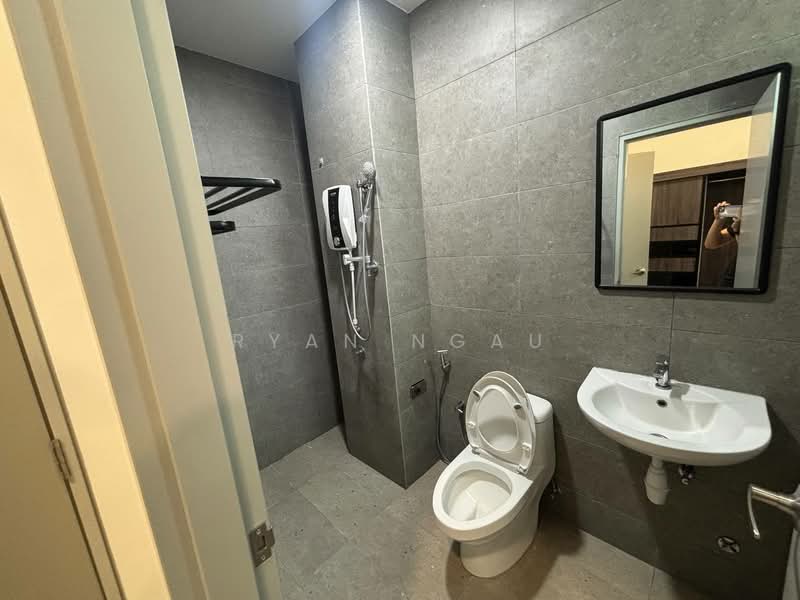 Condominium for Rent at Verando Residence - Ryan Ngau - Bathroom - PropertyGuru.com.my
