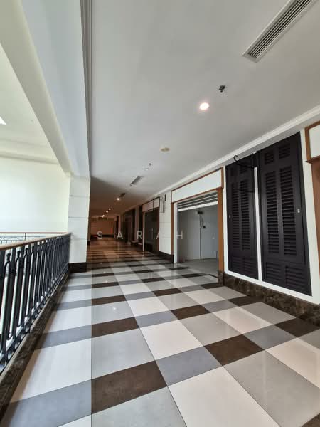 Retail Office for Rent in Putrajaya (Putrajaya) - Sarah . - Corridor - PropertyGuru.com.my