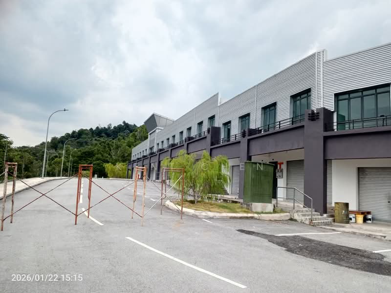 Shop for Rent in Kepong (Kuala Lumpur) - Kent Chen - Exterior - PropertyGuru.com.my