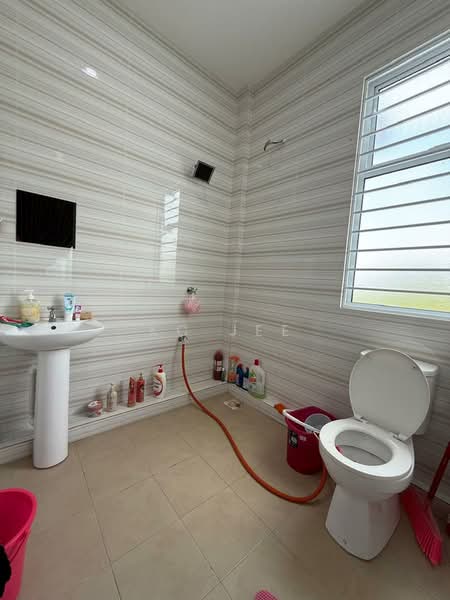 Taman bukit berangan ria kota samarahan untuk Untuk Dijual - RM 800,000, Mac 2026 - PropertyGuru.com.my