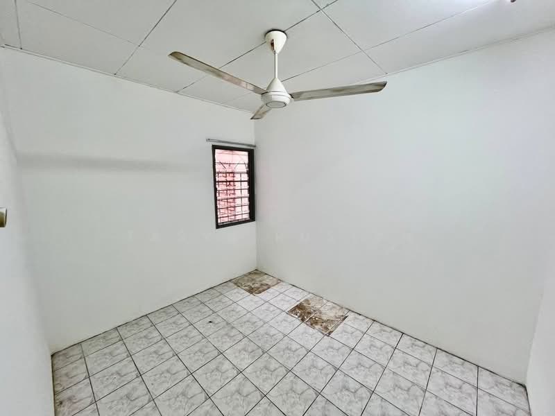 1-storey Terraced House for Sale in Bandar Tasik Kesuma (Beranang) - Tasya Ruslan - Interior - PropertyGuru.com.my