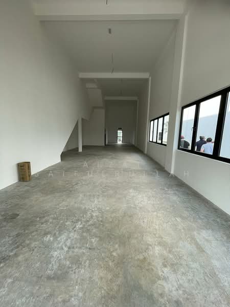 Shop / Office for Rent in Setia Safiro (Cyberjaya) - Aizat Saifulrullah - Interior - PropertyGuru.com.my