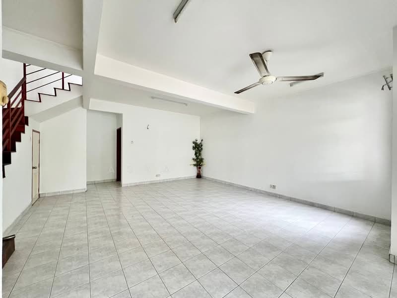 2-storey Terraced House for Sale in Bangi (Selangor) - Tasya Ruslan - Living Room - PropertyGuru.com.my