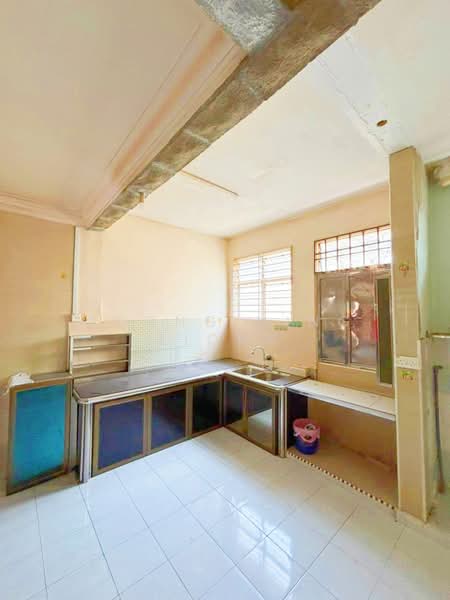 Taman Sri Pulai Perdana tamans sris pulais perdanas tamans sris pulais perdanas untuk Untuk Dijual - RM 526,000, Mac 2026 - Kitchen - PropertyGuru.com.my