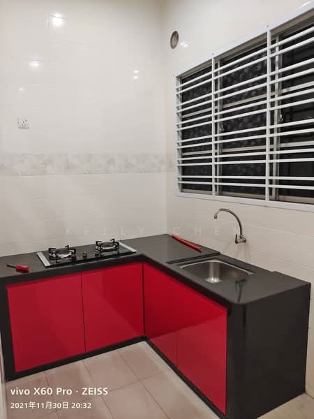 1-storey Terraced House for Rent in Taman Daya (Johor Bahru) - Kelly Chen - Kitchen - PropertyGuru.com.my