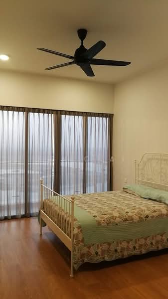 Condominium for Sale at Royal Strand @ Country Garden Danga Bay - Ken Chai - Bedroom - PropertyGuru.com.my