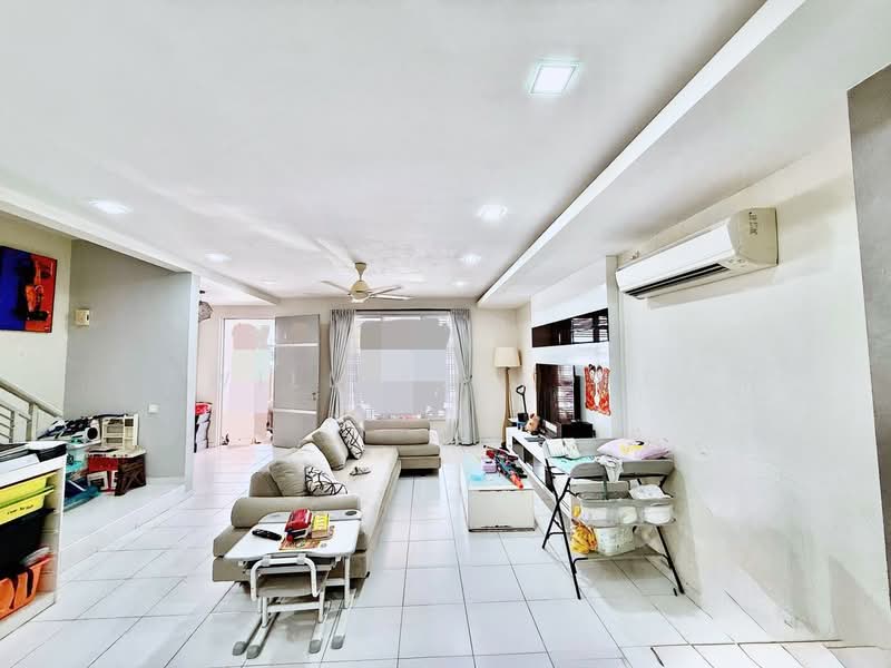 2-storey Terraced House for Sale in Bukit Indah (Iskandar Puteri (Nusajaya)) - William Loke - Living Room - PropertyGuru.com.my
