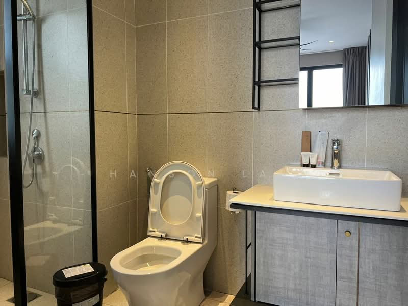 Service Residence for Rent at Millerz Square Serviced Residence - Hanson Lau - Bathroom - PropertyGuru.com.my