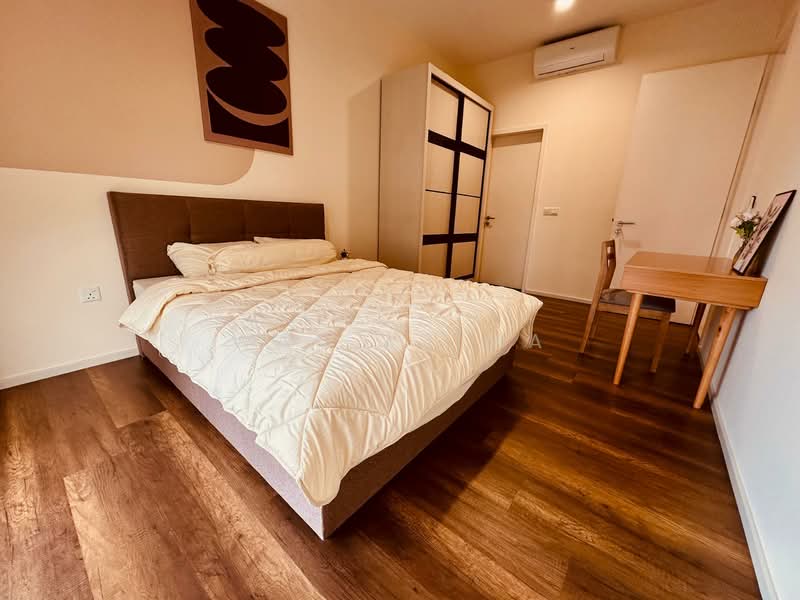 Service Residence for Sale at SqWhere Service Apartments - Wan Azima - Bedroom - PropertyGuru.com.my